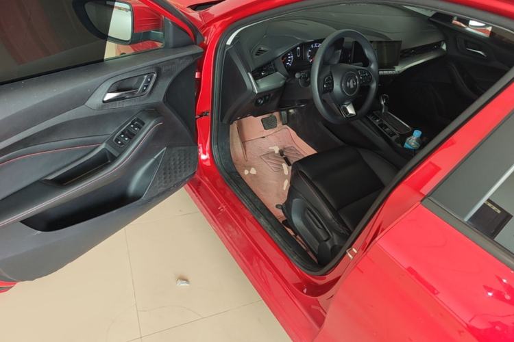 Used MG 5 2021 180 DVVT CVT Youth Luxury Edition Driver Seat
