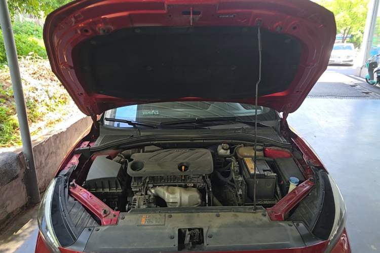 Used MG 5 2021 180 DVVT CVT Youth Luxury Edition Engine Bay