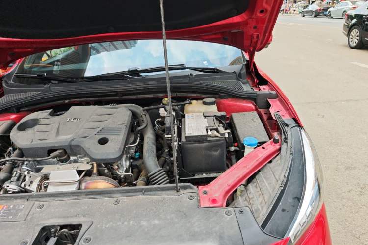 Used MG 5 2021 300TGI DCT Luxury Flagship Edition Engine Bay Left