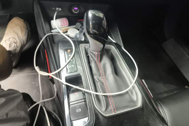 Used MG 5 2021 180 DVVT CVT Youth Luxury Edition Gear Lever