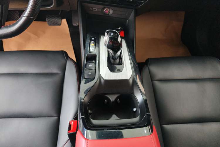 Used MG 5 2021 Revised 300TGI DCT Elegant Luxury Flagship Edition Gear Lever