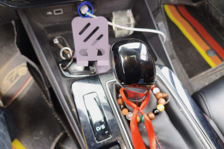 Used MG 5 2021 180 DVVT CVT Youth Luxury Edition Gear Lever