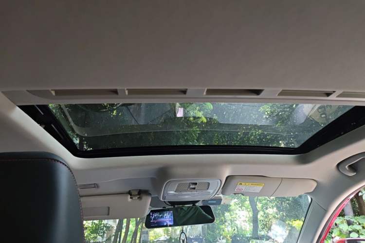 Used MG 5 2021 300TGI DCT Elegant Luxury Edition Headliner
