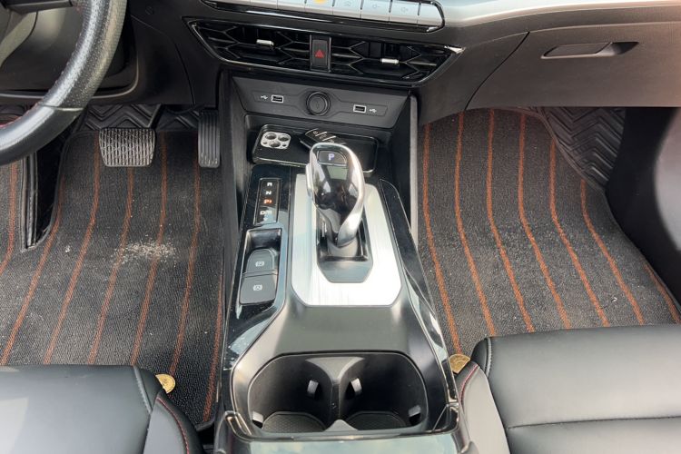 Used MG 5 2021 300TGI DCT Elegant Luxury Edition Interior 4