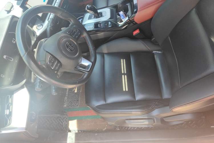 Used MG 5 2021 Revised 300TGI DCT Qingshè Luxurious Enjoyment Edition Left Front Seat