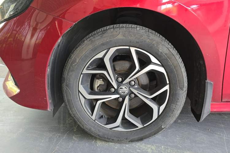 Used MG 5 2021 180 DVVT CVT Youth Luxury Edition Left Front Wheel Hub