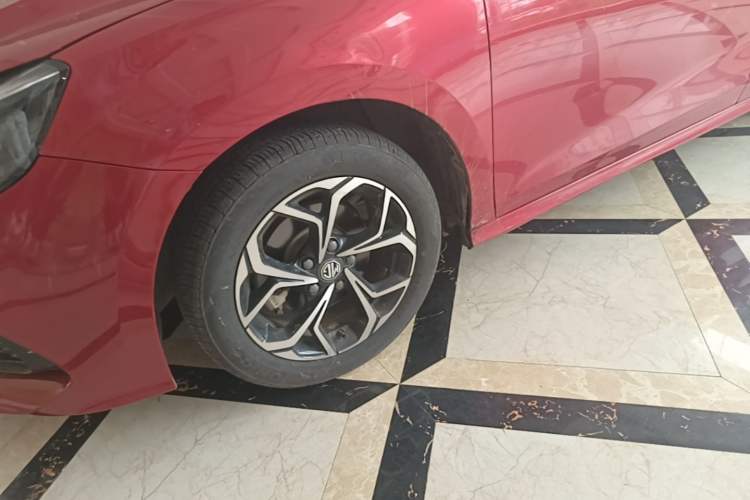 Used MG 5 2021 180 DVVT CVT Youth Luxury Edition Left Front Wheel Hub