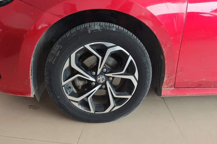 Used MG 5 2021 180 DVVT CVT Youth Luxury Edition Left Front Wheel Hub