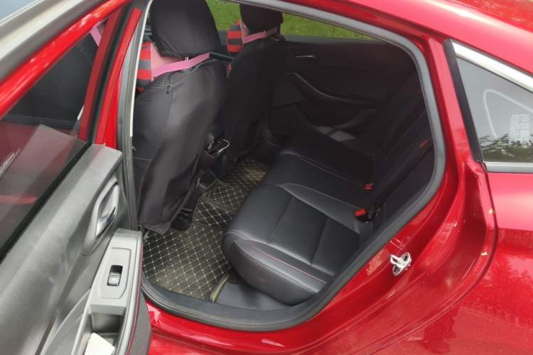 Used MG 5 2021 Revised Version 180 DVVT CVT Youth Luxury Edition Left Rear Seat