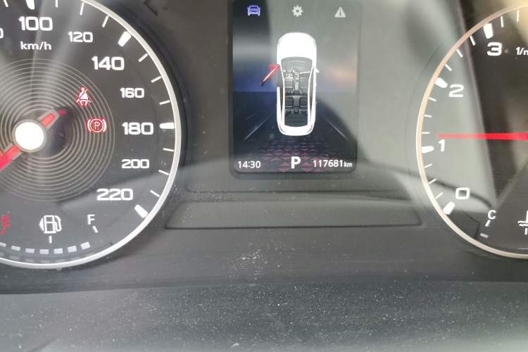 Used MG 5 2021 300TGI DCT Elegant & Trendy Edition Odometer Close Up