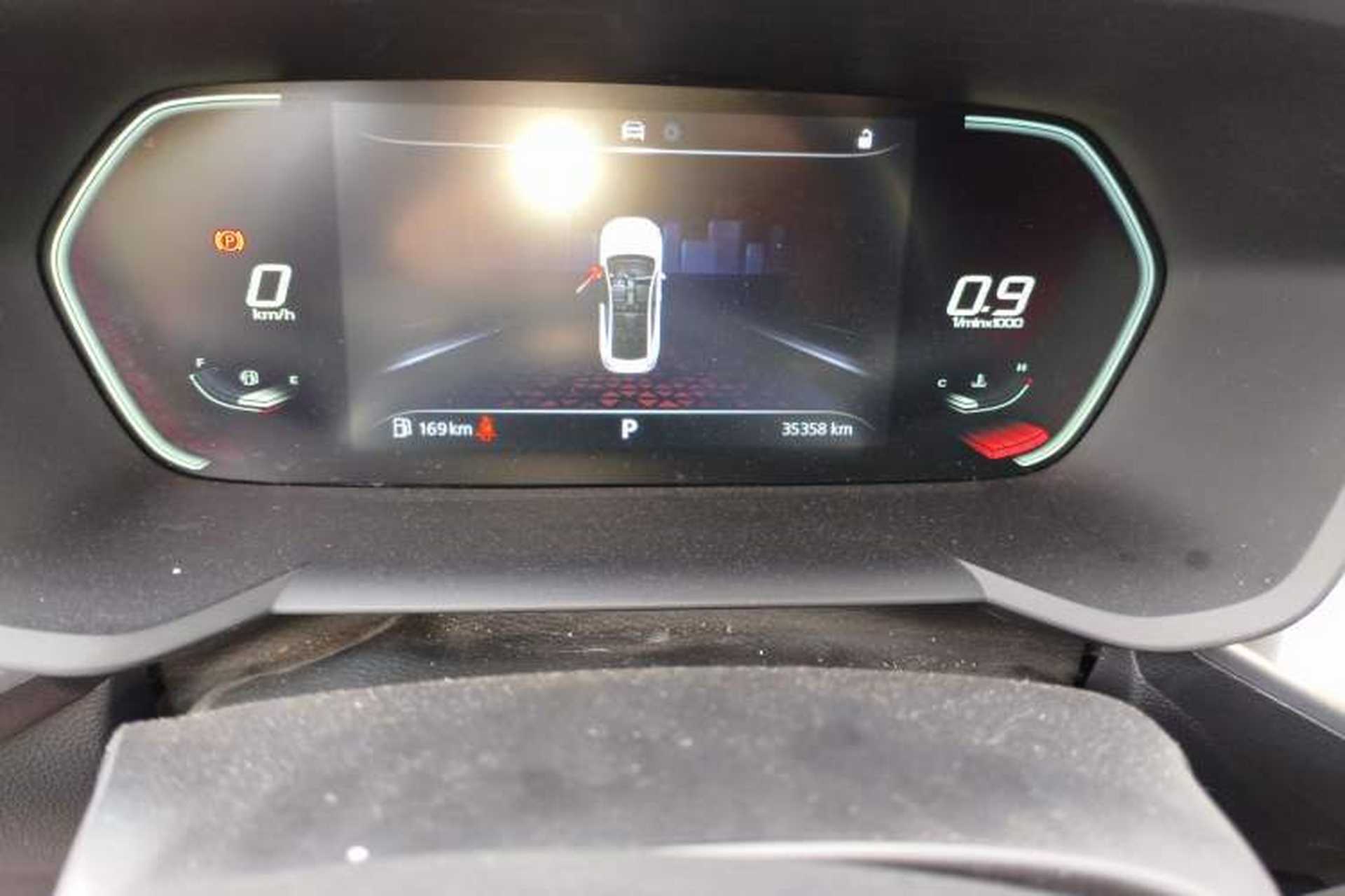 Used MG 5 2021 180 DVVT CVT Youth Luxury Edition Odometer Close Up