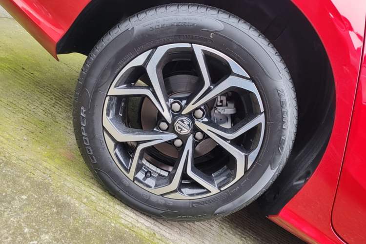 Used MG 5 2021 180 DVVT CVT Youth Luxury Edition Right Rear Wheel Hub