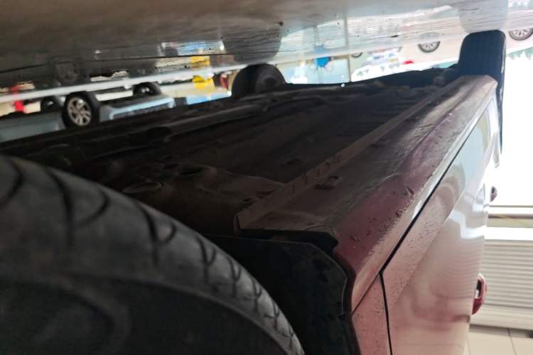 Used MG 5 2021 180 DVVT CVT Youth Luxury Edition Right Side Sill