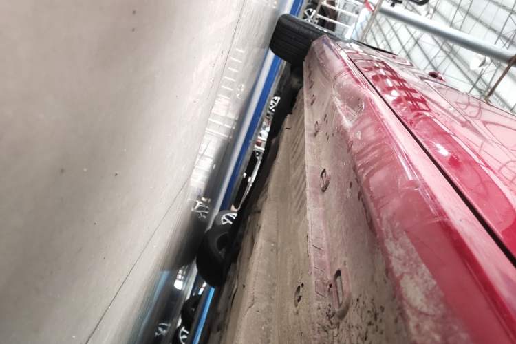Used MG 5 2021 180 DVVT CVT Youth Luxury Edition Right Side Sill