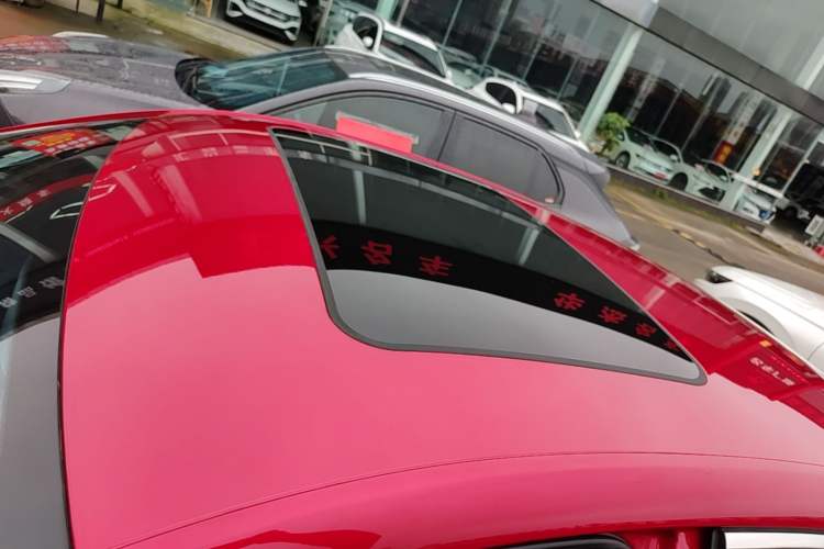Used MG 5 2021 180 DVVT CVT Youth Luxury Edition Roof