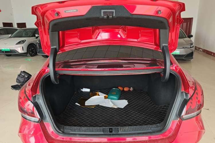 Used MG 5 2021 180 DVVT CVT Youth Luxury Edition Trunk