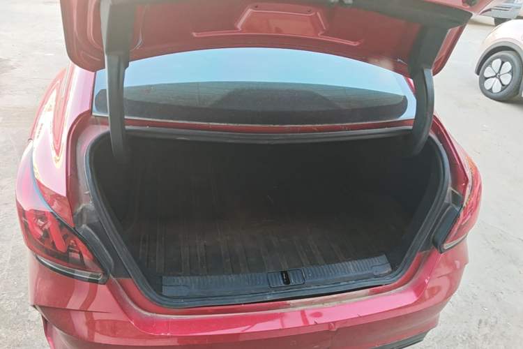 Used MG 5 2021 180 DVVT Manual Youth Style Edition Trunk