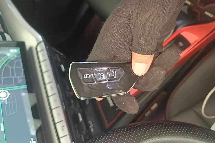 Used MG 5 2021 180 DVVT CVT Youth Luxury Edition Vehicle Key