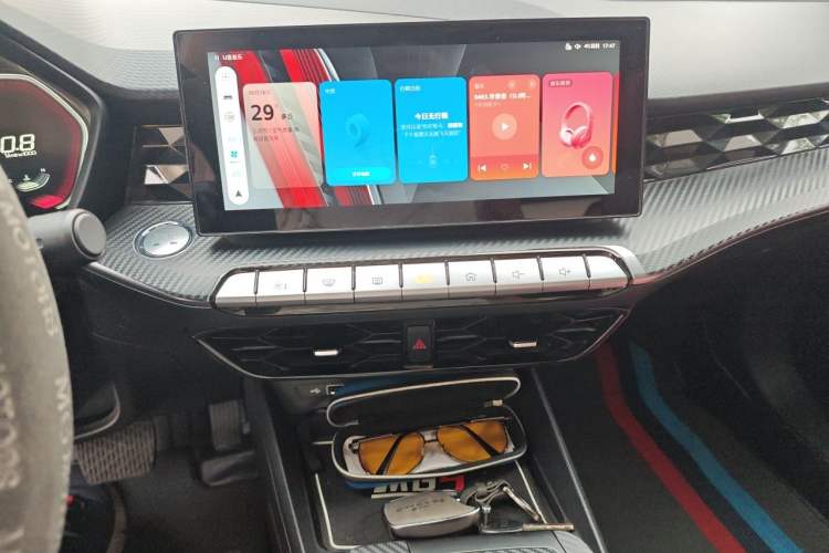 Used MG 5 2021 300TGI DCT Luxury Flagship Edition Audio And AC Panel