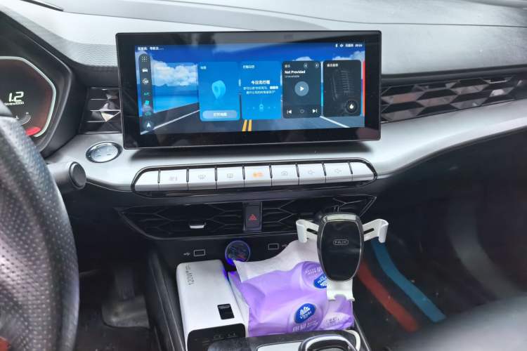 Used MG 5 2021 Revised 300TGI DCT Qingshè Luxurious Enjoyment Edition Audio And AC Panel