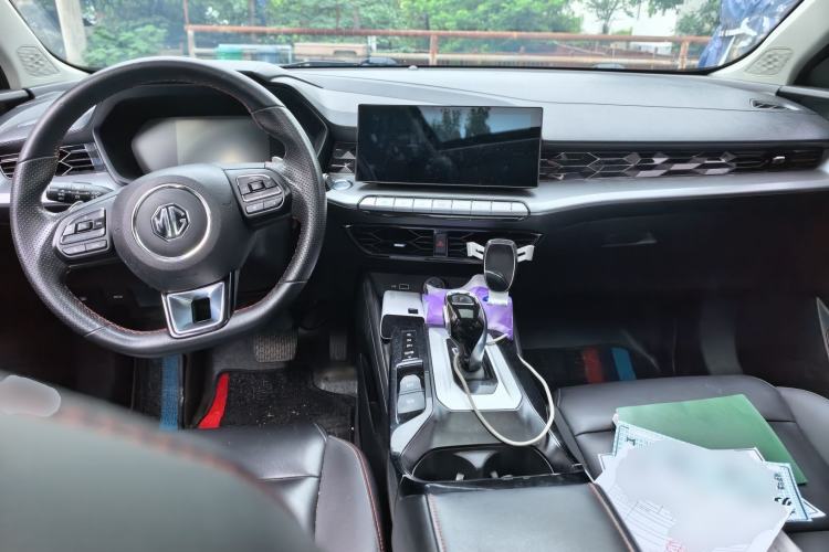 Used MG 5 2021 Revised 300TGI DCT Qingshè Luxurious Enjoyment Edition Center Console