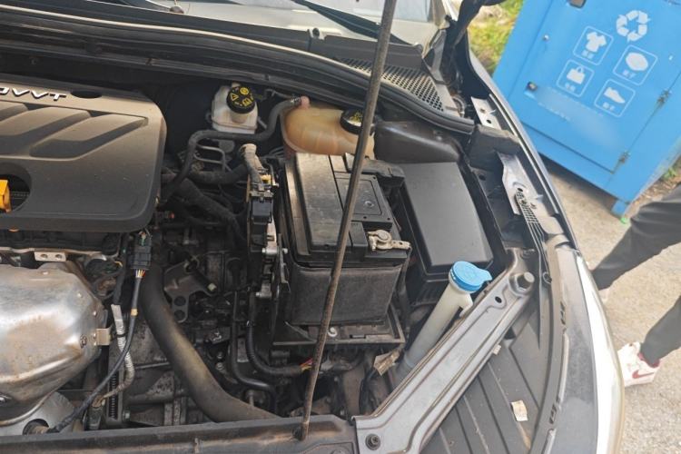 Used MG 5 2021 Revised Version 180 DVVT CVT Youth Luxury Edition Engine Bay Left