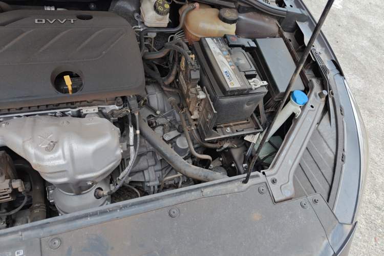 Used MG 5 2021 180 DVVT CVT Youth Luxury Edition Engine Bay Left