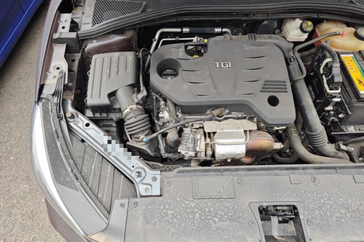 Used MG 5 2021 300TGI DCT Elegant & Trendy Edition Engine Bay Right