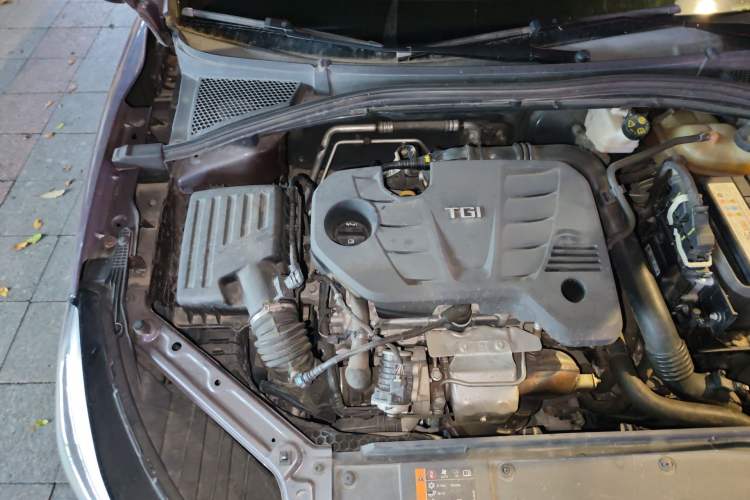 Used MG 5 2021 300TGI DCT Elegant Luxury Edition Engine Bay Right