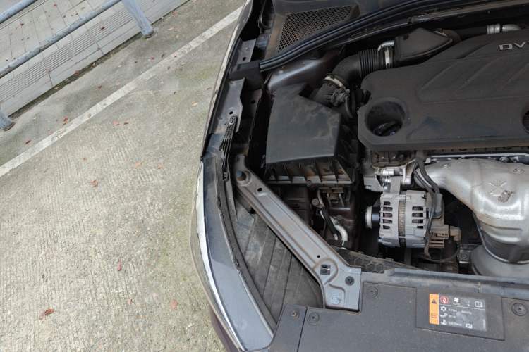 Used MG 5 2021 180 DVVT CVT Youth Luxury Edition Engine Bay Right