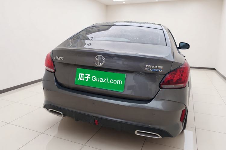 Used MG 5 2021 180 DVVT CVT Youth Luxury Edition Exterior 4
