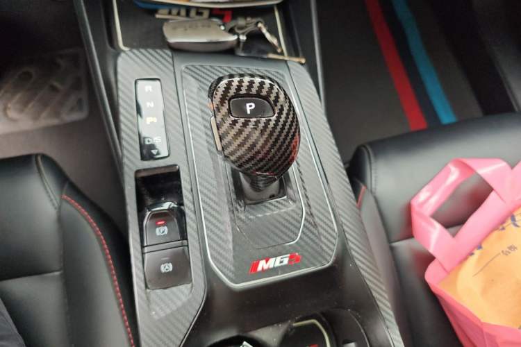Used MG 5 2021 300TGI DCT Luxury Flagship Edition Gear Lever