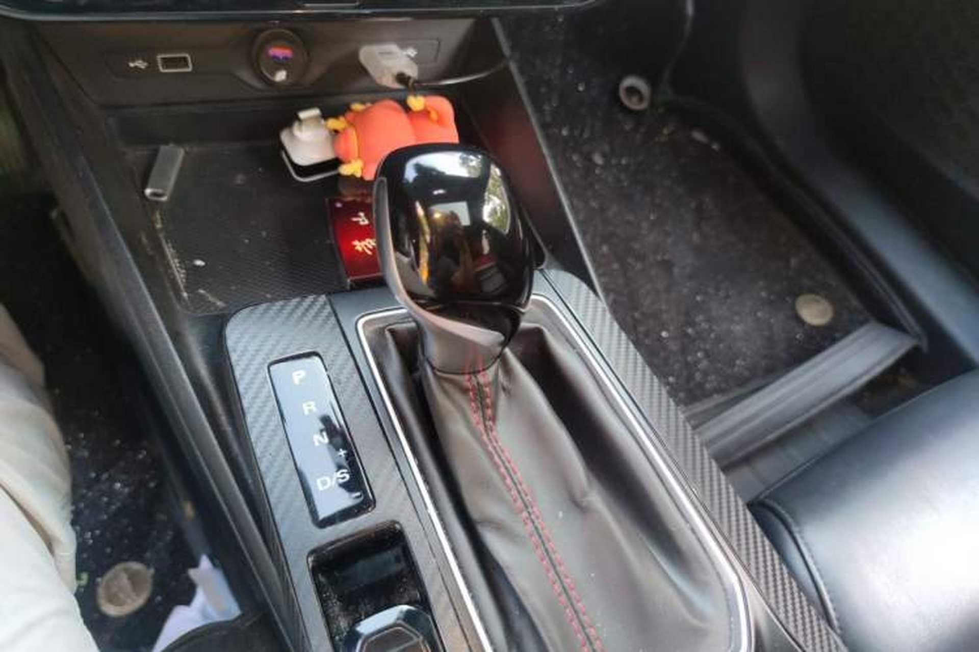 Used MG 5 2021 180 DVVT CVT Youth Luxury Edition Gear Lever