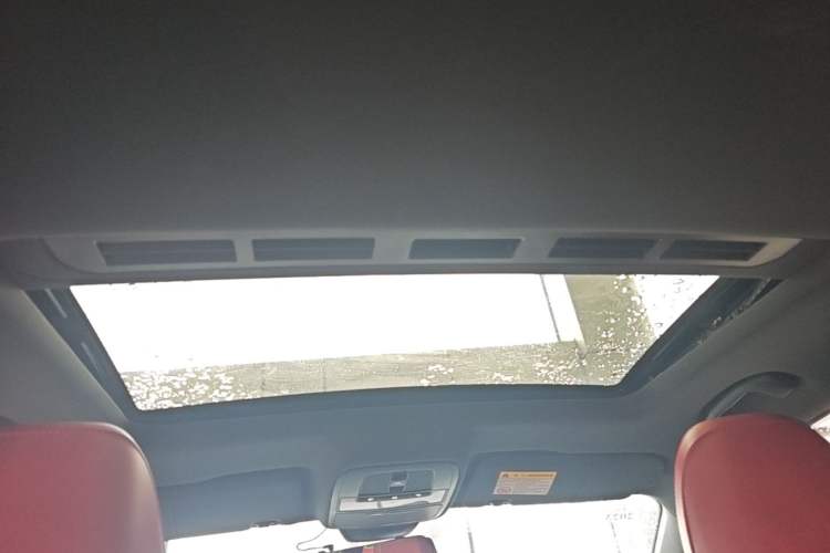 Used MG 5 2021 180 DVVT CVT Youth Luxury Edition Headliner