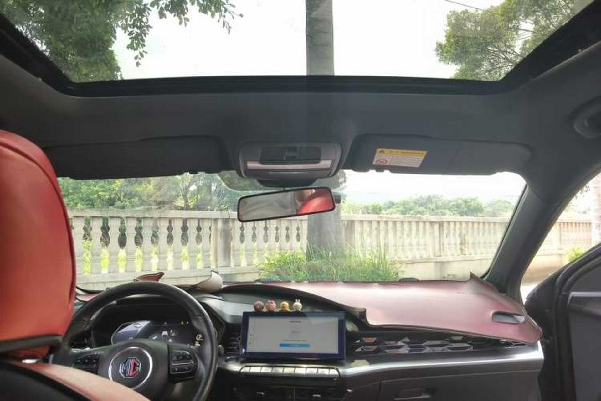 Used MG 5 2021 300TGI DCT Elegant Luxury Edition Headliner
