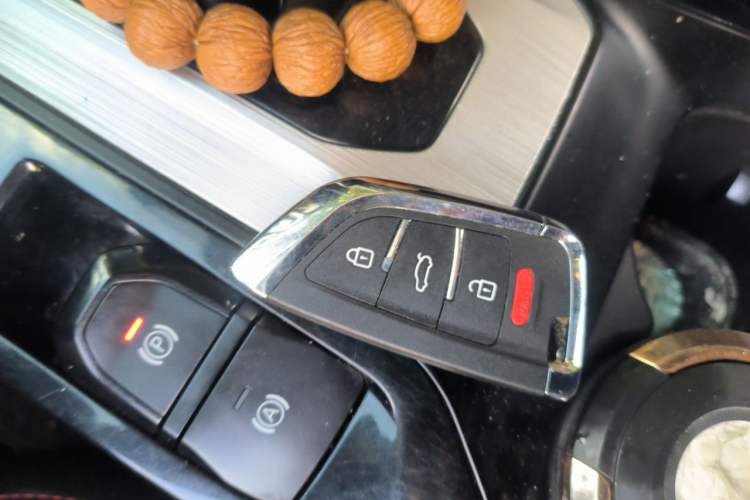 Used MG 5 2021 300TGI DCT Elegant Luxury Edition Interior 1
