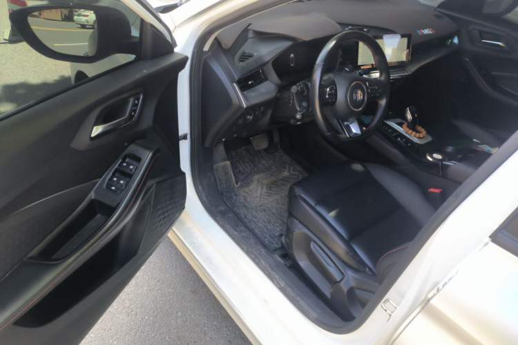 Used MG 5 2021 300TGI DCT Elegant Luxury Edition Interior 3