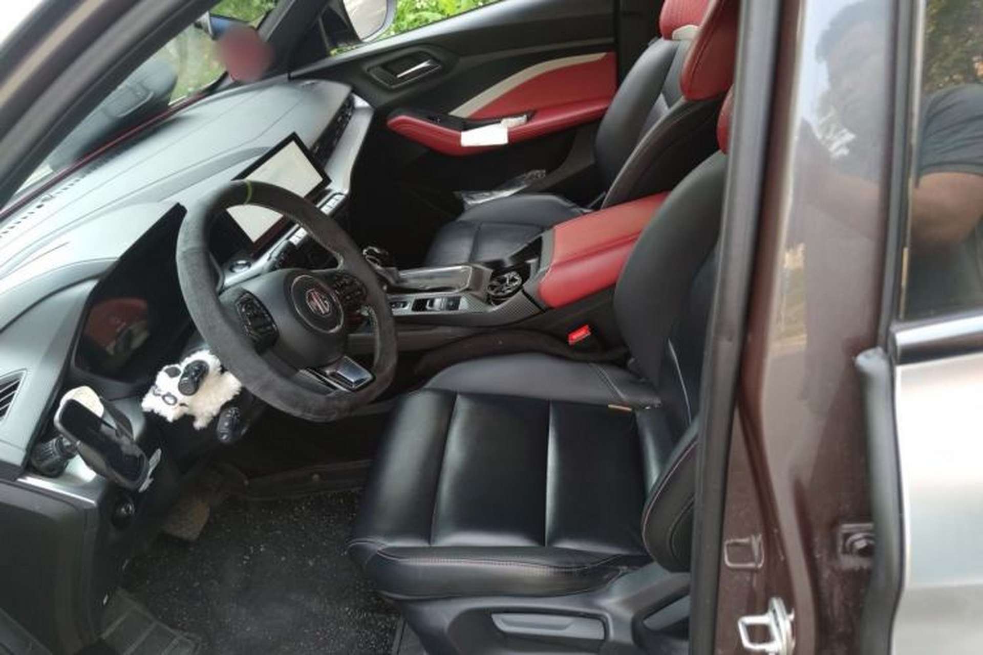 Used MG 5 2021 180 DVVT CVT Youth Luxury Edition Left Front Seat
