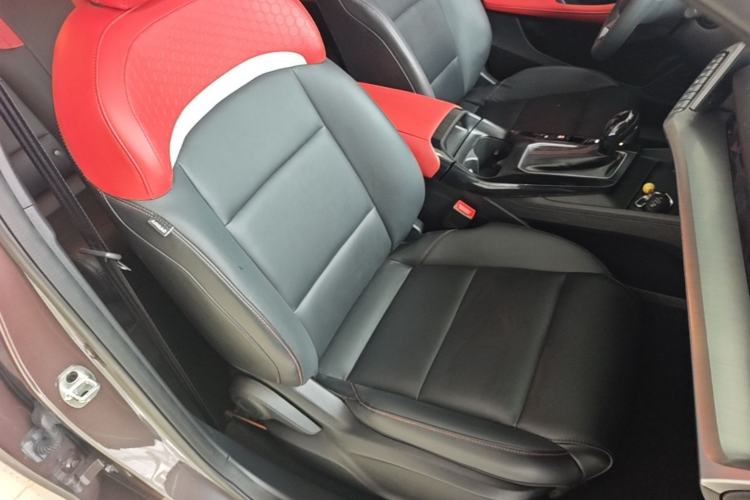 Used MG 5 2021 180 DVVT CVT Youth Luxury Edition Right Front Seat