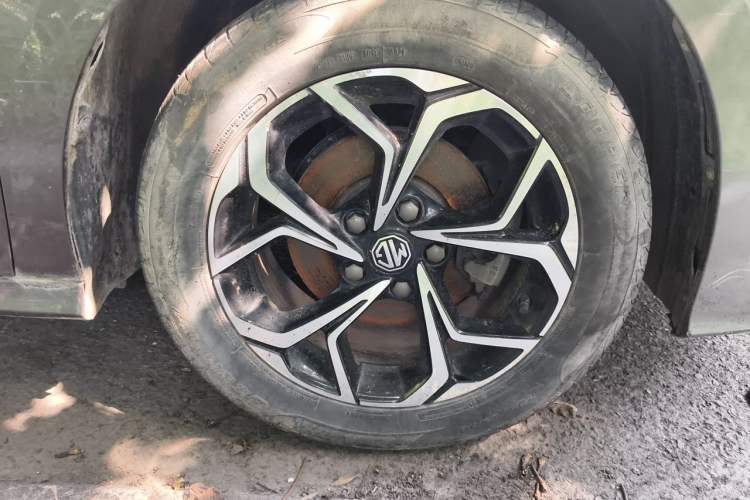 Used MG 5 2021 Revised Version 180 DVVT CVT Youth Luxury Edition Right Front Wheel Hub