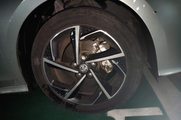 Used MG 5 2021 300TGI DCT Luxury Flagship Edition Right Front Wheel Hub