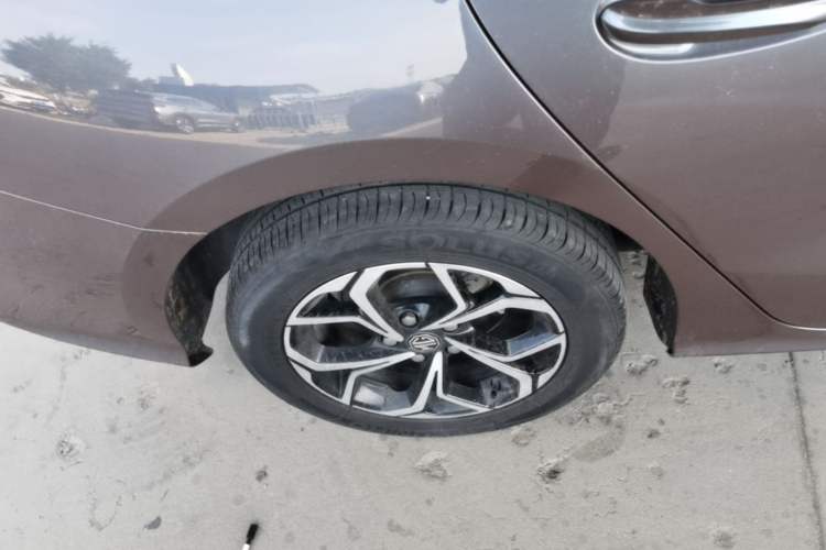 Used MG 5 2021 Revised Version 180 DVVT CVT Youth Luxury Edition Right Rear Wheel Hub