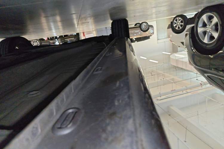 Used MG 5 2021 300TGI DCT Luxury Flagship Edition Right Side Sill