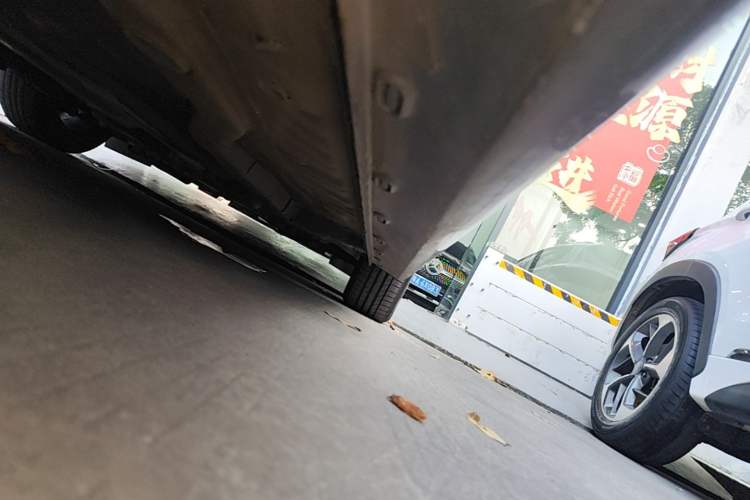 Used MG 5 2021 Revised Version 180 DVVT CVT Youth Luxury Edition Right Side Sill