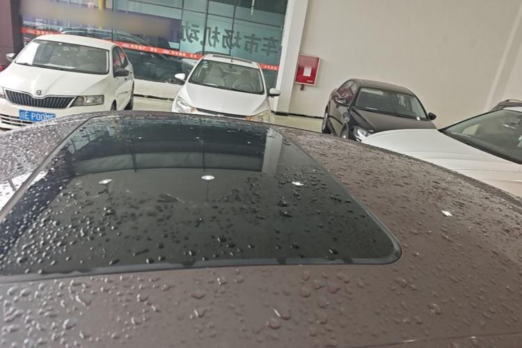 Used MG 5 2021 180 DVVT CVT Youth Luxury Edition Roof