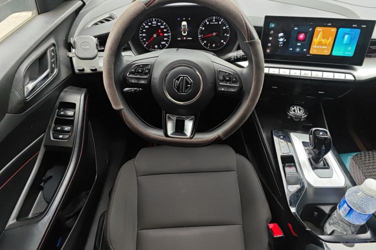 Used MG 5 2021 300TGI DCT Elegant & Trendy Edition Steering Wheel