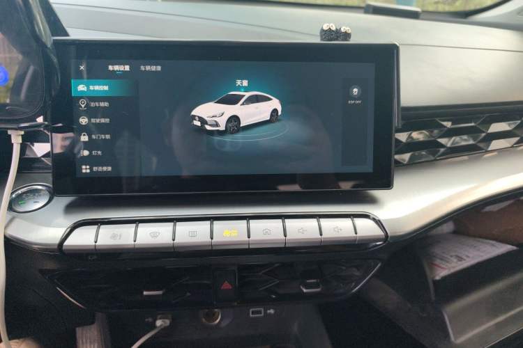 Used MG 5 2021 300TGI DCT Elegant Luxury Edition Audio And AC Panel