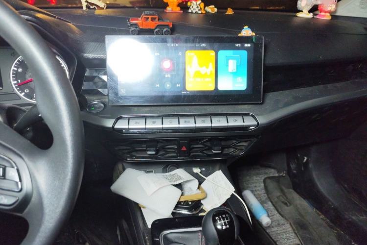 Used MG 5 2021 180 DVVT Manual Youth Luxury Edition Audio And AC Panel