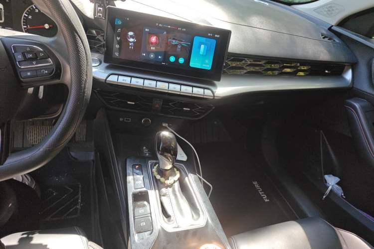 Used MG 5 2021 Revised Version 180 DVVT CVT Youth Luxury Edition Audio And AC Panel