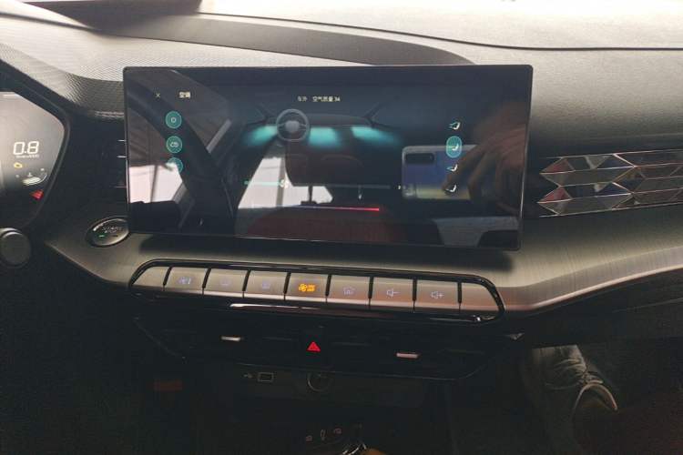 Used MG 5 2021 Revised 300TGI DCT Qingshè Luxurious Enjoyment Edition Audio And AC Panel